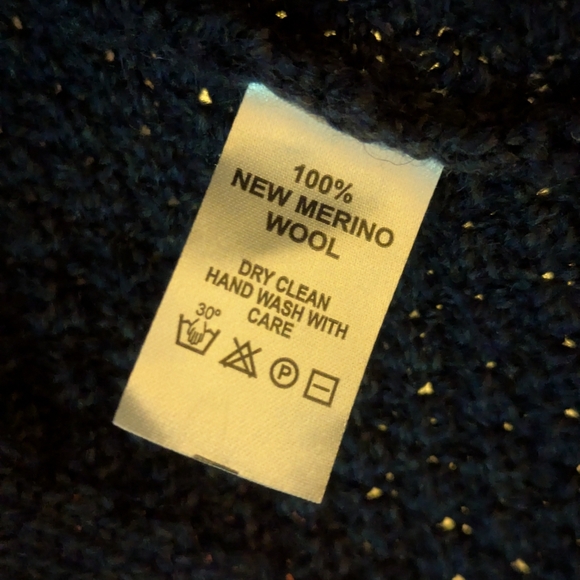 Original Aran Co. Cable Knit Cardigan Wool Sweater - Picture 3 of 10